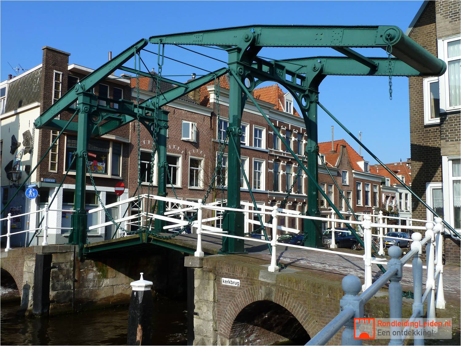8 GEDEMPTE GRACHTEN RONDLEIDING 8